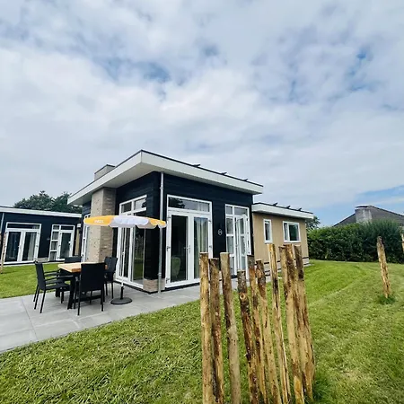 Bungalowpark De Horn - Floresta 214 Holiday home Dirkshorn