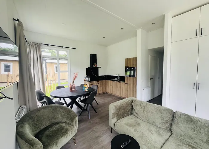 Bungalowpark De Horn - Floresta 214 펜션