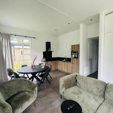 Bungalowpark De Horn - Floresta 214 Feriehus
